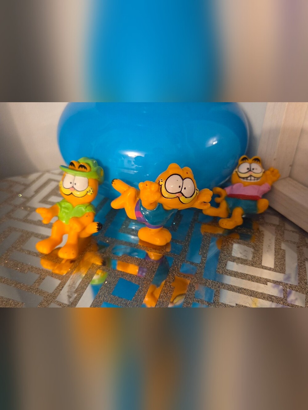 Various GARFIELD figures